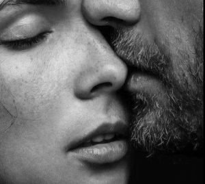 Такую женщину придумать невозможно…