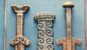 Почему даже спустя 2000 лет оружие терракотовой армии Китая не заржавело и не затупилось