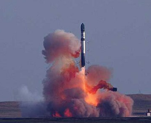 Франция и Великобритания разрешили Украине наносить удары дальнобойным оружием по России