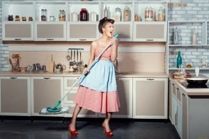 Домработница по вызову или тяготы домохозяйства