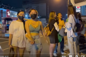 Филиппинки МОГУТ и ТАК! Они готовы делить тебя с другими женщинами!  Видео