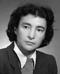 МАРГАРИТА АЛИГЕР.  1945 ГОД.