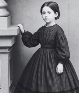 Ей было восемь лет, когда отец проиграл её в карточной игре.