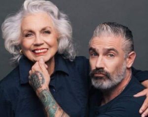 Раньше в этом возрасте тихо ползли на кладбище и вязали носки