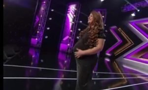 Девушка спела за двоих. Whitney Houston «I have nothing».  Видео