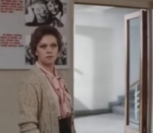 "У мальчика нет ни слуха, ни голоса!". Фрейндлих, Удовиченко, Лебедев в фильме "Чехарда" (1987)  Видео