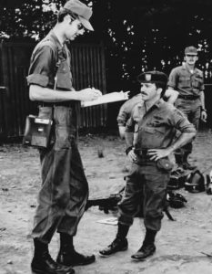 Человек, которого армия когда-то отвергла за то, что он был слишком мал ростом, стал одним из ее величайших героев.