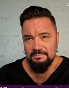 МУРЗАГУЛОВ: у путина есть жена и дети в КИТАЕ – все поездки в Пекин только прикрытие  Видео