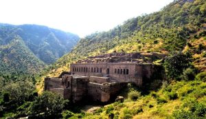 Форт Бхангар – мистика и призраки заброшенного города. Индия