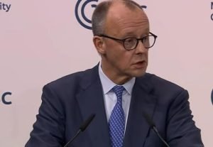 Канцлер ФРГ Мерц: Экономика Европы в 10 раз больше, чем у России, но Европа не в 10 раз сильнее  Видео