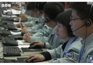 Возвращение на Луну: почему США и Китай начали новую гонку | Би-би-си объясняет  Видео