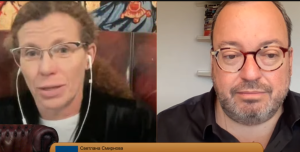 царёк ведет переговоры через папу Римского. Магический реализм и закат режима.  Видео