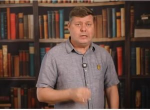 Книга — убийца!  Видео