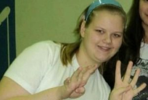 В школе ее обзывали “жирной коровой”. Но вы только взгляните кем она стала!