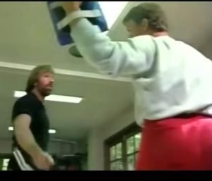 Как звучат Шварценеггер, Сталлоне, Ван Дамм, Сигал и Лундгрен  Видео