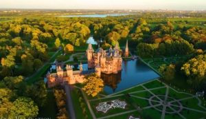 Нидерланды — как маленькая страна, управляет миром  Видео