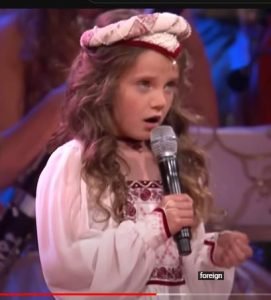 Amira Willighagen — O Mio Babbino Caro — HD — André Rieu (Love in Venice) Maastricht — 2014  Видео
