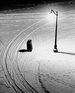 «Будет ли тебе там кого обнять?»