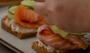 Как правильно солить красную рыбу? Три рецепта от шеф-повара  Видео