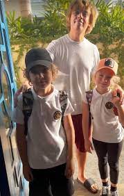 Девятилетние Лиза и Гарри Галкины учатся в «King Solomon school». Это одно из самых дорогих частных учебных заведений Израиля.