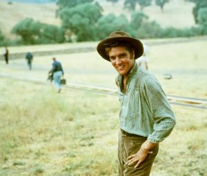 ЭЛВИС ПРЕСЛИ: ЛЮБИ МЕНЯ НЕЖНО