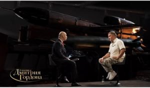 Он отсидел в тюрьме ФСБ, бежал из России, а теперь главный конструктор украинской баллистики!  Видео