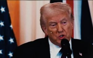 ДОНАЛЬД ТРАМП: От БОРДЕЛЕЙ и МАФИИ до Белого дома | Шесть банкротств, штурм Капитолия и возвращение  Видео