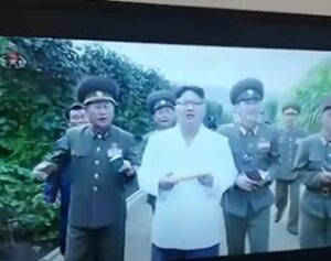 Такое Можно Увидеть Только в Северное Корее  Видео