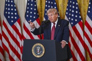 Трамп призвал арабские страны нормализовать отношения с Израилем