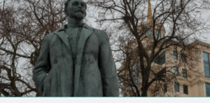 Почему КПСС не запретили, а КГБ не распустили?