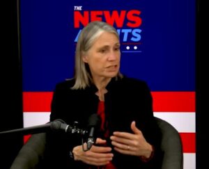 Является ли Трамп российским агентом? Фиона Хилл о президенте, на которого она работала  Видео