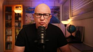 Ловушка Нетаньяху: коалиция разваливается. Биби нужна новая война с Ираном?  Видео