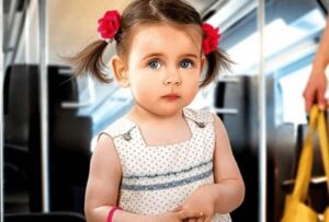 От смеха плакал весь салон автобуса: дочка 4-х лет, уступила место бабуле