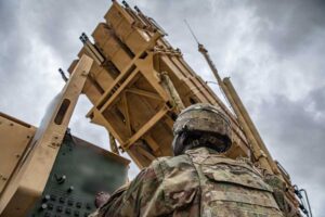 США планируют разместить в Израиле больше своих военных и техники