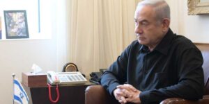Израиль  Нетаниягу затеял новый трюк, чтобы взять под свой контроль военную разведку Йоси Мельман  /От редакции/
