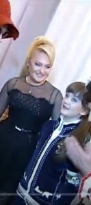 Наталья Бучинская и дочка Катя Синий иней  Видео