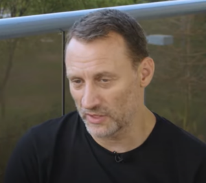 "Все напрасно", — написал актер Анатолий Белый 24 феврале 2022 года  Видео