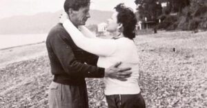 «Возвращайся. Мне без тебя так одиноко!»: история любви Клавдии Шульженко и Георгия Епифанова.