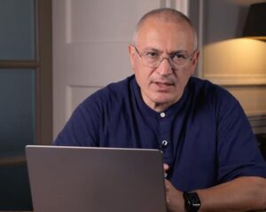 Как закончит путин? | Истории успешных революций: Народное восстание  Видео