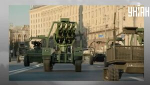 Эти роботы заменят солдат! Парад в Киеве: Зеленский раскрыл козыри ВСУ. За этими дронами будущее  Видео