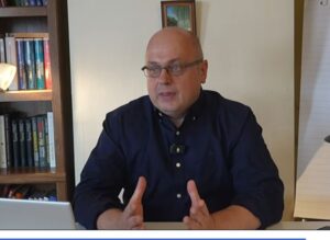 Почему Z так похожа на свастику? Эстетика путинской России.Видео