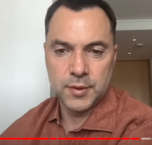 АРЕСТОВИЧ: ВСУ прорвались на 19 КМ на ДОНБАССЕ. НАТО обрадует ПЛАНОМ по Киеву.  Видео