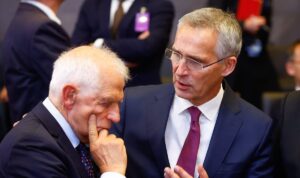 …Боррель: Запад уничтожит армию России, если она применит против Украины ядерное оружие  Видео