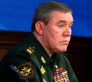 Герасимов возглавил группировку войск РФ вместо Суровикина