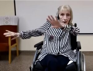 Бывшая балерина с болезнью Альцгеймера исполняет танец из «Лебединого озера»  Видео